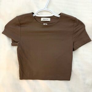 Aritzia Contour Crew Cropped T-Shirt